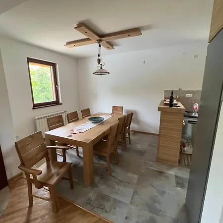 Seoska kuća Kuca Za Odmor Agro-mobil Doo Guca